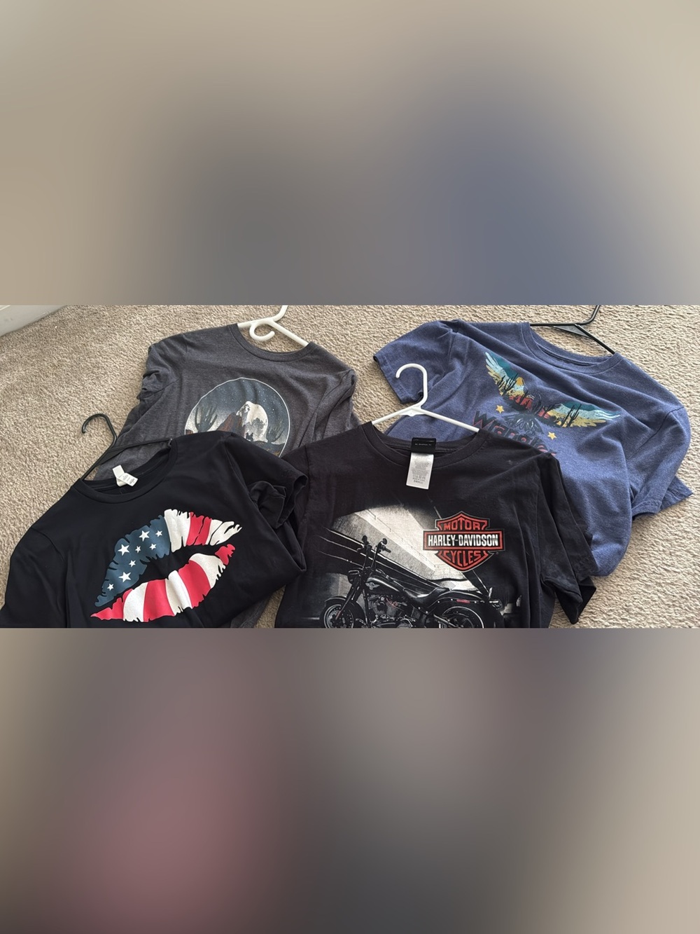 Women’s t shirts